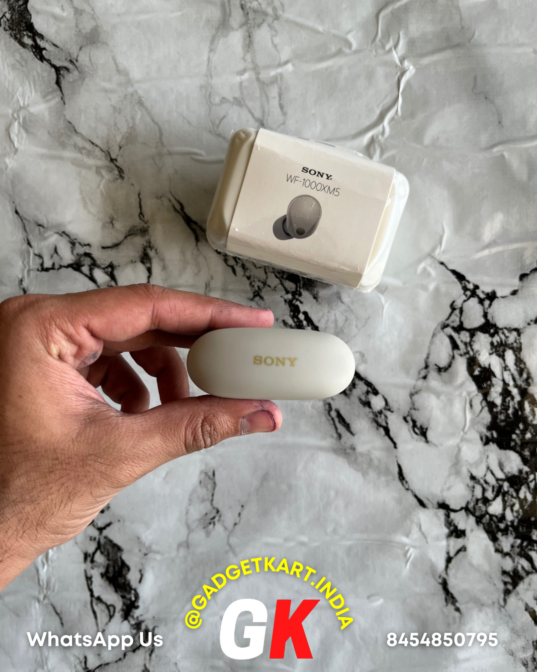 WF-1000XM5 Earbuds (H053)